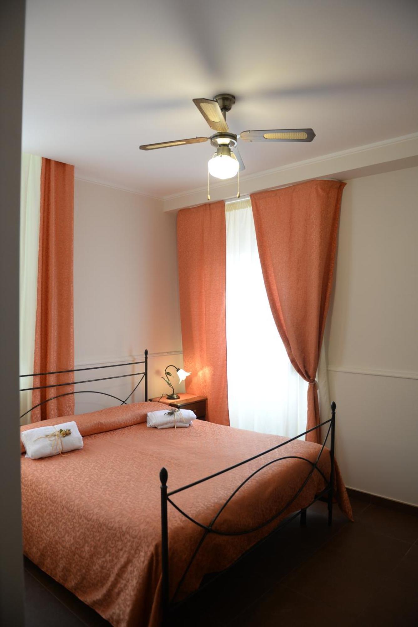 B&B San Leonardo Mascali Eksteriør bilde